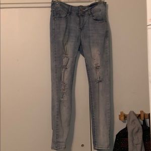 wallflower distressed skinny jeans